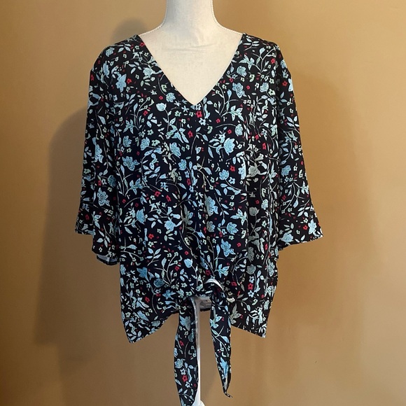 BLUETIME 2XL Floral Boho 3/4 Sleeve Front Tie Blouse Amazon - Picture 4 of 9